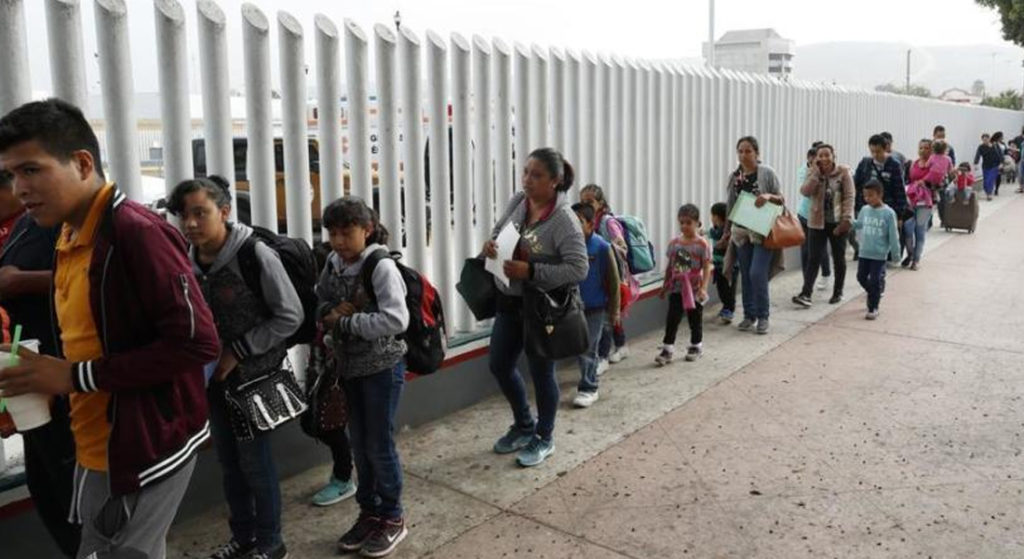 Corte invalidó política de Trump de devolver a México a solicitantes de asilo. Foto: Los Angeles Time