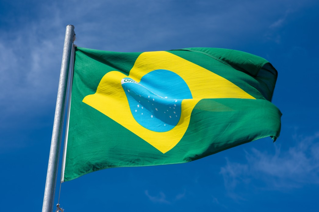 Municipio brasileño obligará que contagiados por covid-19 usen un brazalete