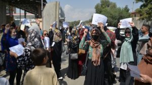 Talibanes Protestas Afganistán manifestaciones