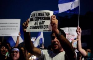 Gremio periodístico protesta contra la represión del gobierno de Ortega. Foto. Twitter