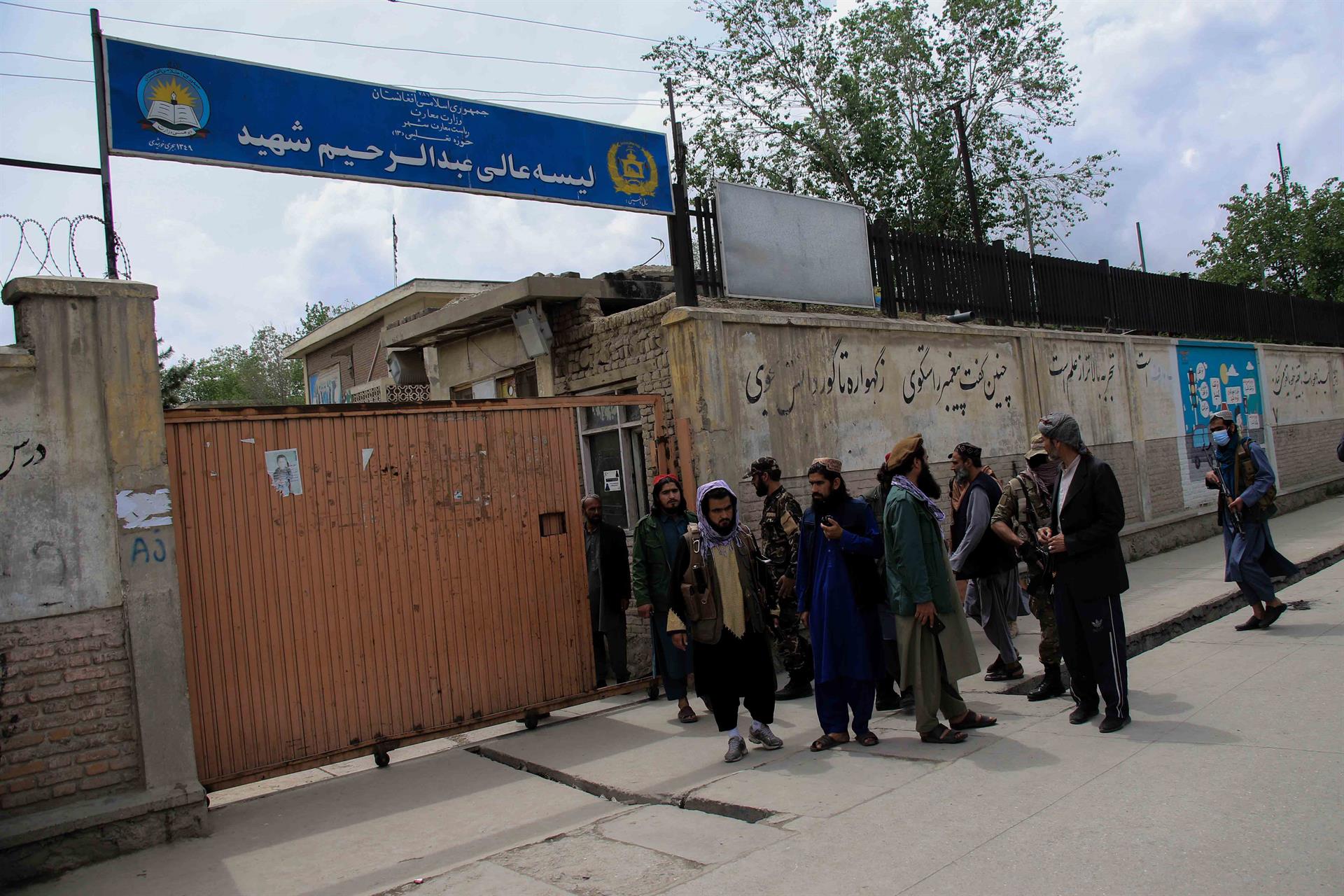 Escuela afectada en Kabul. Foto: EFE/EPA/STRINGER