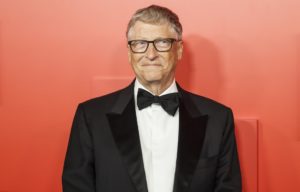 Bill Gates se burla de los NFT: "Los más tontos los comprarán"
