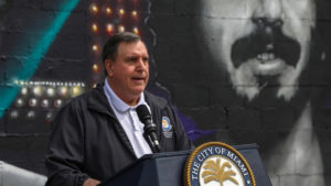 Joe Carollo, ex alcalde de Miami. Foto: EFE / Archivo VPItv