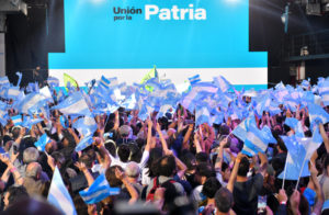 Victoria en primera vuelta del oficialismo en las Presidenciales de Argentina 2023. Foto: EFE.