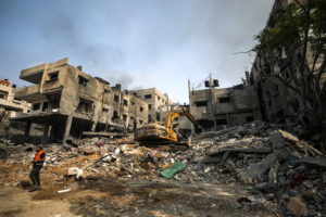 Zona de la Franja de Gaza alcanzada por los bombardeos. Foto: EFE.