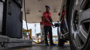 Estación de gasolina y gasoil en el estado Zulia, al occidente de Venezuela. Foto: EFE.