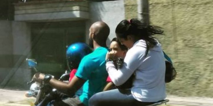 #Venezuela | Sancionarán a motorizados que trasladen niños en Aragua