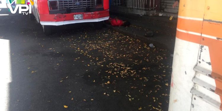 #Sucesos | Joven de 25 años fue asesinado con una piedra en Los Dos Caminos (+Fotos)