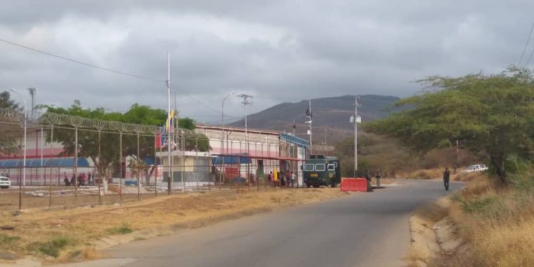 #Venezuela | Familiares de presos de Uribana piden clemencia ante abusos dentro del penal