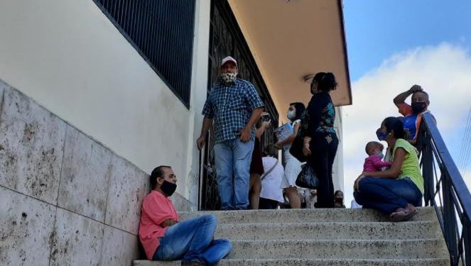 #Comunidad | Valeranos se quejan por retrasos en el registro civil