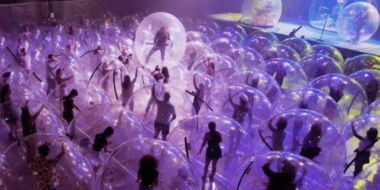 #Espectáculos | Rock en burbujas: la idea de Flaming Lips para que vuelvan los conciertos