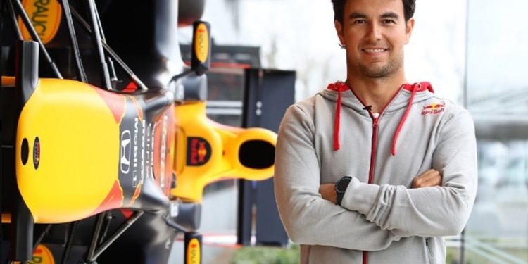 #Deportes | Sergio «Checo» Pérez visitó las instalaciones de la escudería Red Bull
