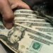 #Venezuela | Bancos comenzaron a emitir tarjetas de débito para cuentas dolarizadas