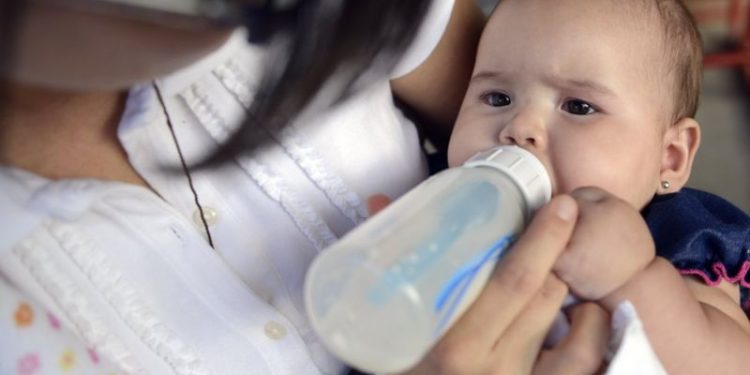 #Viral | Mujer donó más de 234 litros de leche materna en EE. UU.