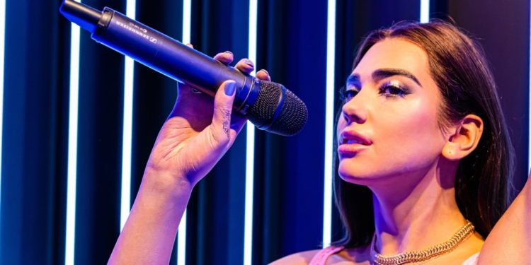 #Espectáculos | Dua Lipa desmintió estar embarazada