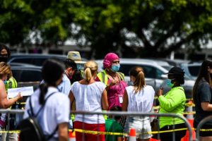 Toque de queda en Miami-Dade será levantado