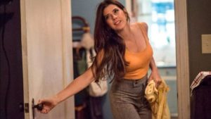 Tía May, interpretada por Marisa Tomei.