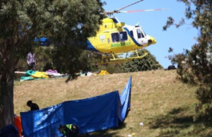 Helicóptero de rescate en la escuela primaria Hillcrest