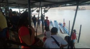 Paso fluvial entre Apure (Venezuela) y Arauca (Colombia). Foto: Víctor Virigay / Radio Fe y Alegría