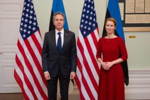 Blinken pidió a países europeos disminuir la dependencia energética de Rusia