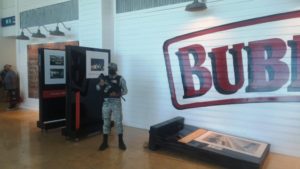 Detonaciones en el Aeropuerto Internacional de Cancún generaron caos