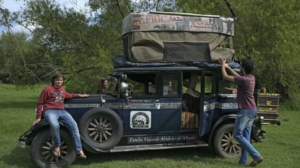 Familia argentina viajó por 22 años en un automóvil de 1928Familia argentina viajó por 22 años en un automóvil de 1928
