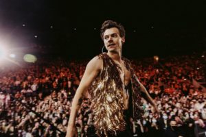 Harry Styles anunció el lanzamiento de “Harry’s House”, su tercer disco