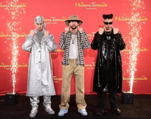 Bad Bunny ahora tendrá dos figuras de cera a tamaño real en Nueva York