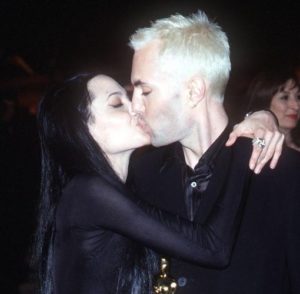 Angelina Jolie con su hermano James Haven.