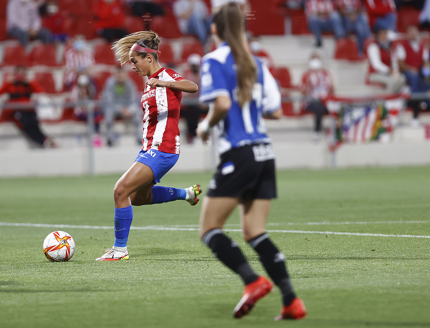 ¿Dirá adiós a España? Esto es lo que se sabe sobre el futuro de Deyna Castellanos