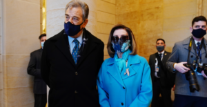 Atacaron al esposo de Nancy Pelosi. Foto: EFE