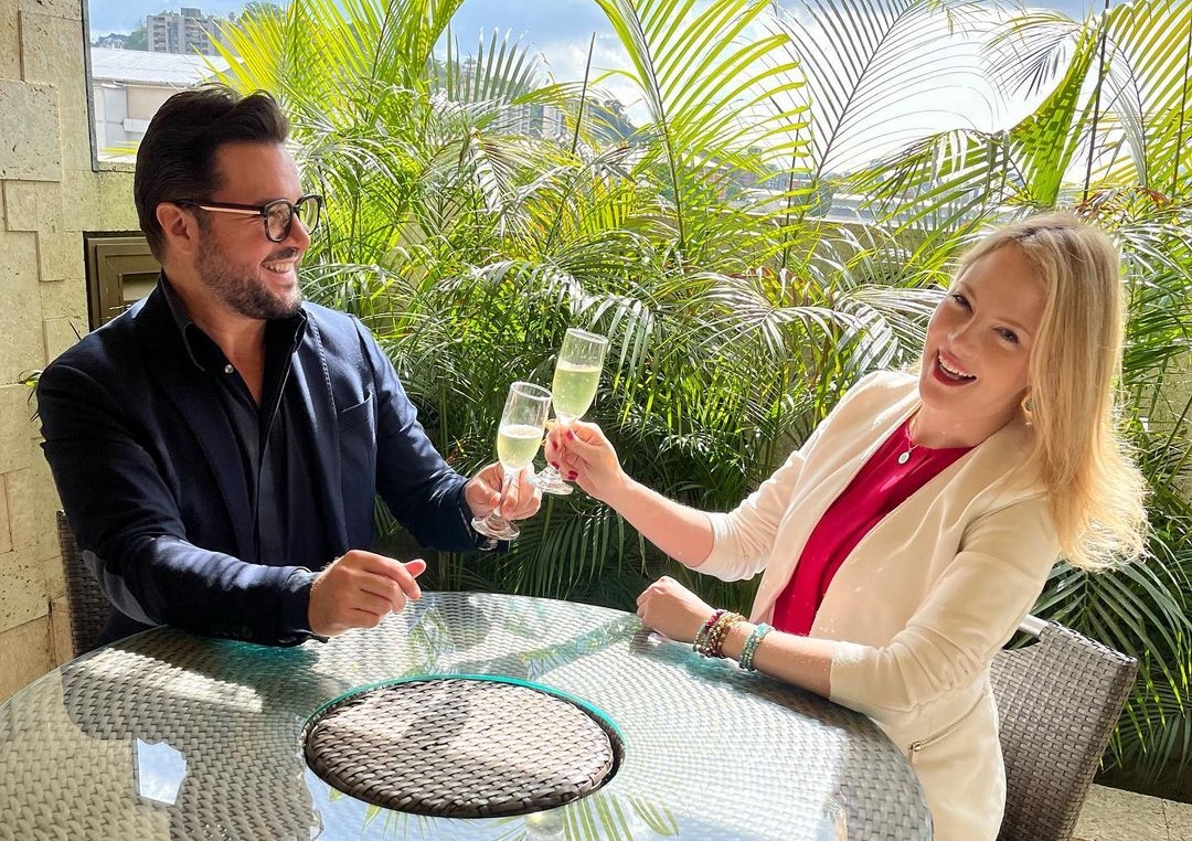 Alexandra Braun y Adrián Delgado se dijeron el ¡sí!
