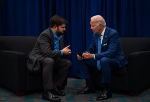 Los presidentes de Chile y Estados Unidos, Gabriel Boric (i) y Joe Biden (d). Foto: Twitter Gabriel Boric.