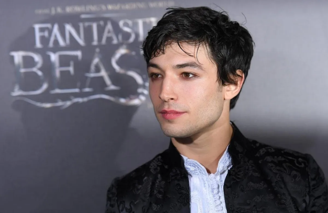 Actor de Flash vuelve a ser acusado de darle sustancias ilícitas a un menor