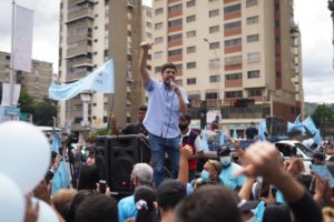 Foto: Twitter Andrés Schloeter (@andreschola).