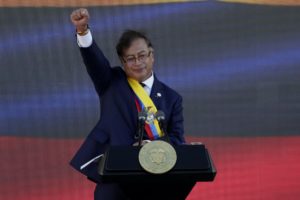 Gustavo Petro en su primer discurso como presidente de Colombia. Foto: EFE
