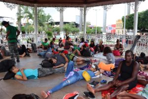FOTO REFERENCIAL - La primera deportación de migrantes venezolanos, por parte del Gobierno de Estados Unidos, sorprendió el pasado jueves a cientos. Foto EFE