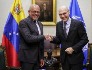 Presidente de la AN 2020, Jorge Rodríguez, y el Alto Comisionado de la ONU para los DD. HH, Volker Türk. Foto: Twitter Jorge Rodríguez.