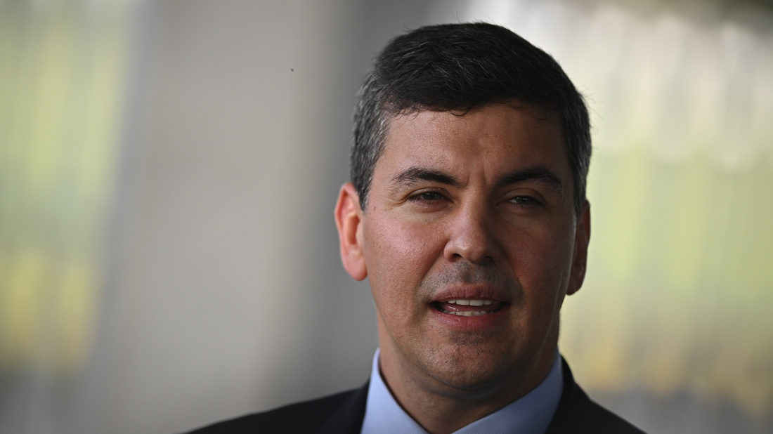Santiago Peña, presidente de Paraguay. Foto: EFE.