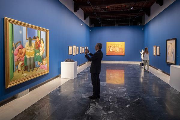 Exposición de obras de Fernando Botero en Murcia, España, inaugurada un día antes de su muerte el viernes 15 de septiembre de 2023. Foto: EFE.