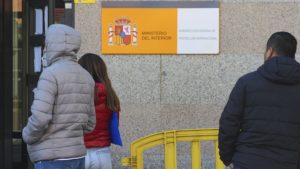 Una oficina para solicitantes de asilo en Madrid. EFE/Luis Ángel Reglero.