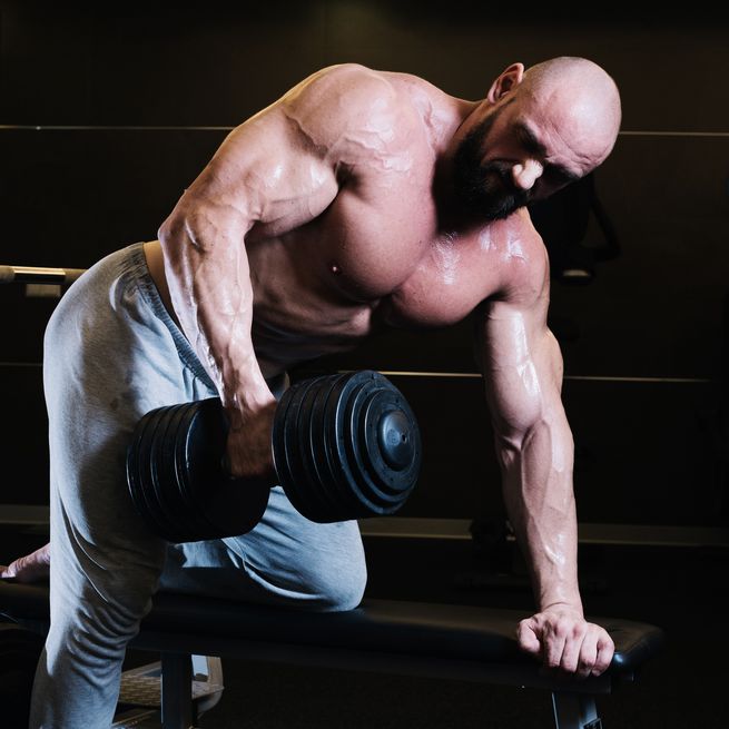 Trenbolone Enanthate dosering onder de loep: experts waarschuwen voor risico's