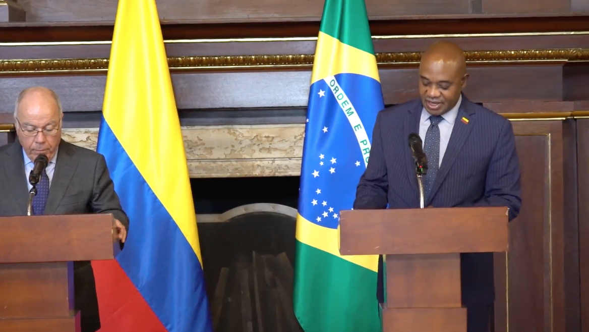 Cancilleres de Brasil (i) y Colombia (d).