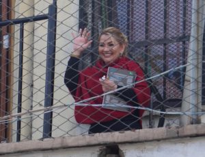 Expresidenta (i) de Bolivia, Jeanine Áñez, durante su tiempo en prisión preventiva.