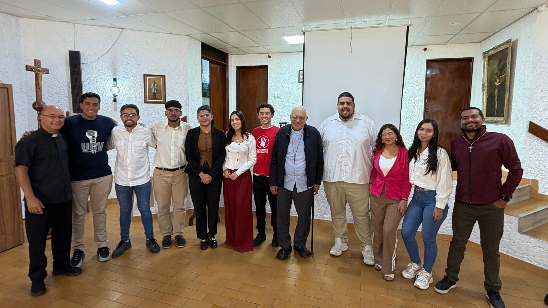 Baltazar Porras con estudiantes universitarios venezolanos