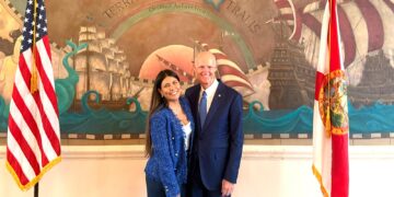 Una venezolana llega a la cúpula de comunicaciones del senador Rick Scott